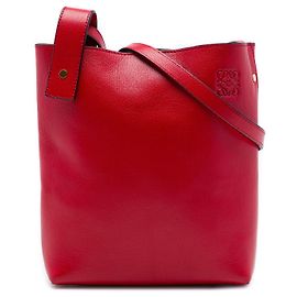 LOEWE Sac bandoulière asymétrique Anagram en cuir grainé rouge
