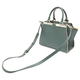 Bolso Fendi Petit Trois Jours