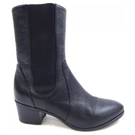 Bottes Chanel G30140 en cuir noir