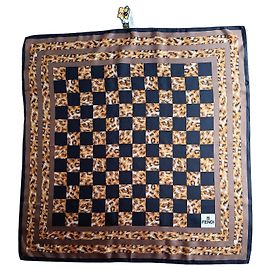 Lenço de seda Fendi estampa de leopardo e xadrez