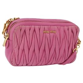 Bolso de hombro Miu Miu Matelassé de cuero rosa tono dorado Auth 207581V