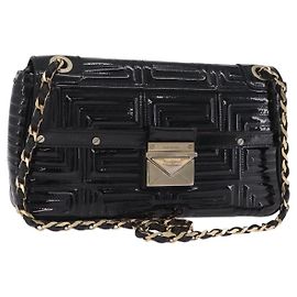 Bolsa de Ombro com Corrente Gianni Versace em Couro Envernizado Preto Dourado Auth bs37461