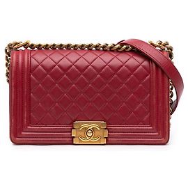 Sac bandoulière Chanel Boy Flap en cuir d'agneau matelassé, Old Medium, Rouge