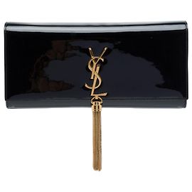 Autre Marque Clutch Saint Laurent Cassandre con nappa e nappa nera in vernice
