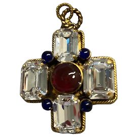 Pendente a Croce Chanel in Metallo Dorato e Strass