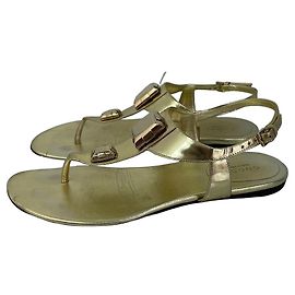 Gucci Metallic Leder Thong Sandalen