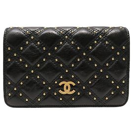 NOVA CARTEIRA CHANEL A70630 COURO PRETO MATELASSÉ COM PREGOS LOGO CC