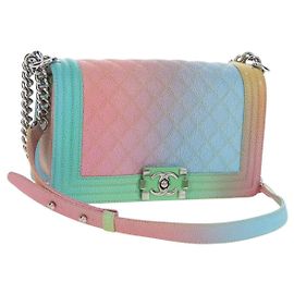 Sac à chaîne CHANEL Boy Matelassé en cuir caviar multicolore CC Auth 207613SM