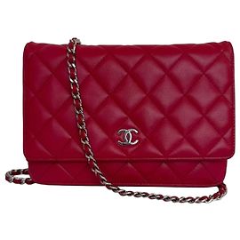Chanel Wallet on Chain (WOC) Piel de Cordero Roja