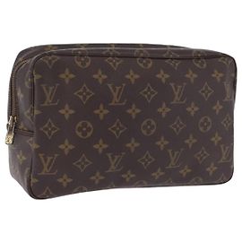LOUIS VUITTON Monogram Trousse Toilette 28 Clutch Bag M47522 LV
