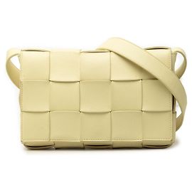 Bottega Veneta Borsa a tracolla Cassette in Nappa Intrecciato gialla