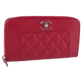Carteira Longa CHANEL Mademoiselle Matelasse em pele de cordeiro vermelha prateada CC Auth BA16010A