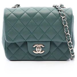Bolso de hombro Chanel Mini Matelassé en Verde