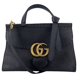 Gucci Bolso de hombro GG Marmont de piel granulada negra