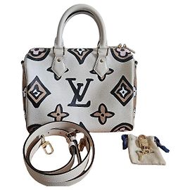 Louis Vuitton Speedy Bandouliere 25 Monogram wild at heart