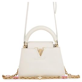 Sac à main Louis Vuitton Capucines MINI