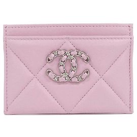 Chanel Chanel19 Tarjetero de piel de cordero