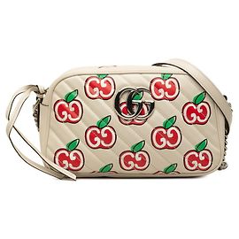 Gucci GG Marmont Apple Schultertasche mit Kettenriemen