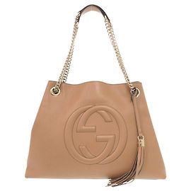 Saco Tote de Ombro Gucci Soho Interlocking G em Couro Bege com Corrente