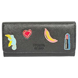 Portafoglio lungo Prada da donna in pelle Saffiano nera