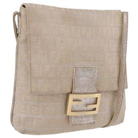 Borsa a tracolla FENDI Zucchino Canvas Mamma Baguette Beige Gold 8BT075 Auth 208158