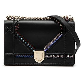 Borsa a tracolla Diorama media in pelle di vitello con ricami di cristalli nera Dior