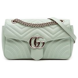 Bolsa de Ombro Média Gucci GG Marmont em Couro Matelassé Verde