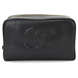 Bolso Pouch Chanel de piel caviar negra