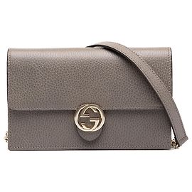 Cartera con cadena Gucci en piel de becerro Dollar gris con G entrelazadas