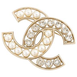 Spilla Chanel in perle finte e strass