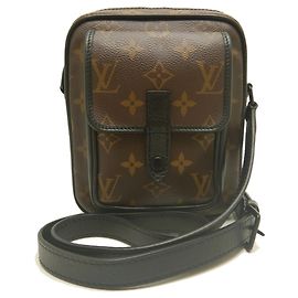 Louis Vuitton Monogram Macassar Christopher Schultertasche