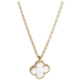 Van Cleef & Arpels Yellow Gold Mother Of Pearl Sweet Alhambra Necklace