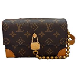 Saco de ombro Louis Vuitton Monogram Petite Malle
