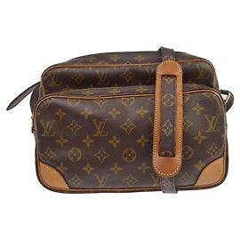 Bolso de hombro Louis Vuitton Nil Monogram Canvas