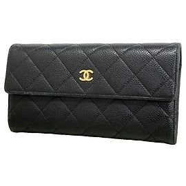 Portafoglio lungo Chanel Matelassé in pelle caviar nera