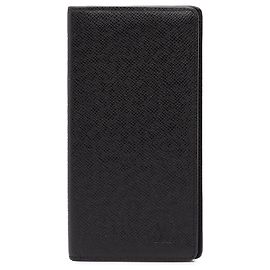 Louis Vuitton Black Taiga Portefeuille Brazza Bifold Long Wallet