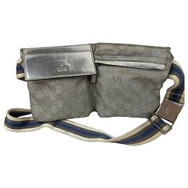 Bolso cinturón Gucci GG Supreme plateado