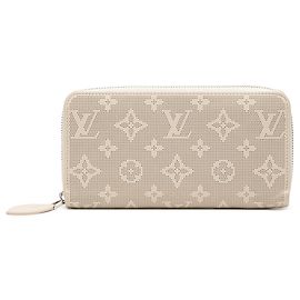 Beige Louis Vuitton Monogram Mahina Reverse Zippy Wallet