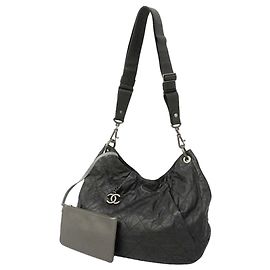 Chanel Matelassé Schultertasche