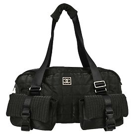 Chanel Sport Line Bolsa Duffle em Nylon Acolchoado Grande com Bolso Duplo