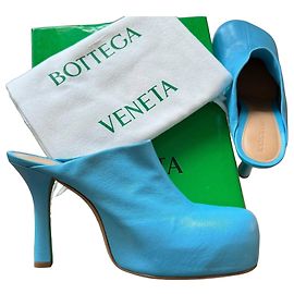 Bottega Veneta BV Bold Leder Plateau-Mules
