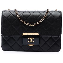 Chanel Black Medium Quilted Sheepskin Beauty Lock Flap