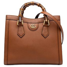 Bolso Gucci Diana Medium de piel de becerro marrón con asa de bambú