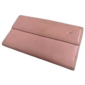 Portafoglio Chanel Camélia in Pelle Rosa