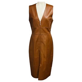 Robe midi sans manches en cuir d'agneau marron à col en V Prabal Gurung