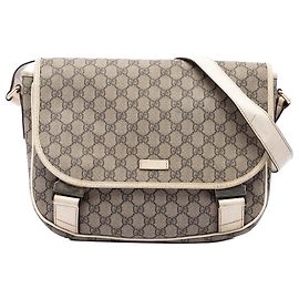 Gucci GG Supreme Crossbody Beige