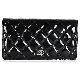 Portafoglio Chanel Black Quilted Patent CC Yen