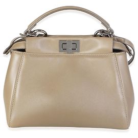 Sac Satchel Mini Peekaboo Iconic Fendi en Nappa Tortora
