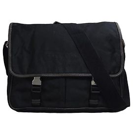 Borsa a tracolla Prada Milano in nylon nero