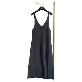Abito Chanel 23B grigio decorato